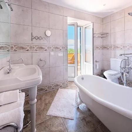 Quinta Girassol By Ymr Holiday home