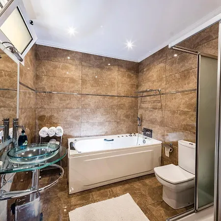 Quinta Girassol By Ymr Holiday home *